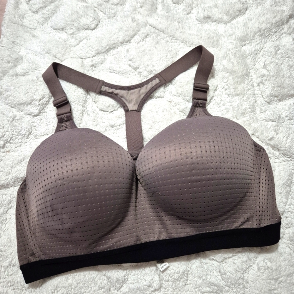 Victoria's Secret Brown Contoured Bras with Modern Design...Size:40D